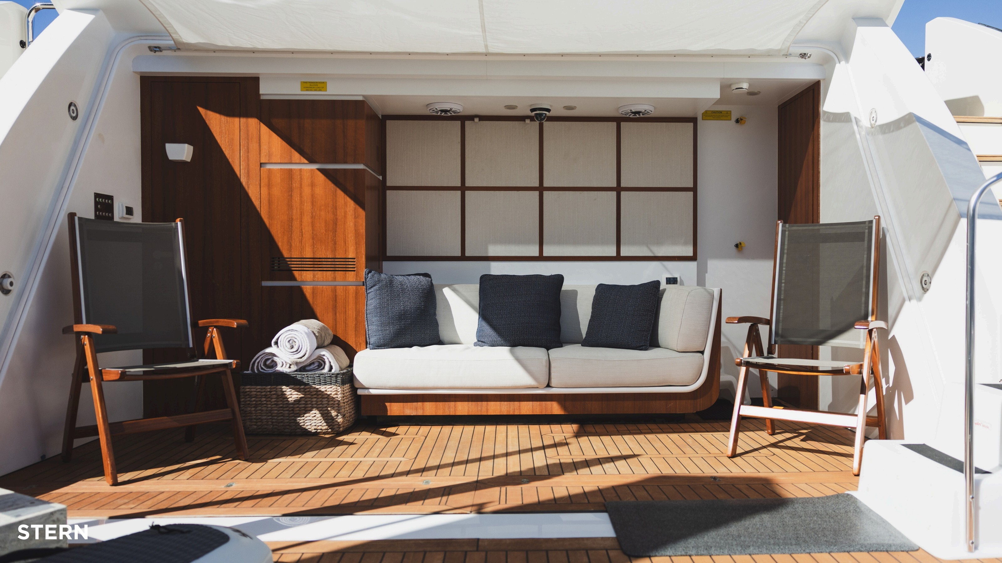 Stern seating and beach club